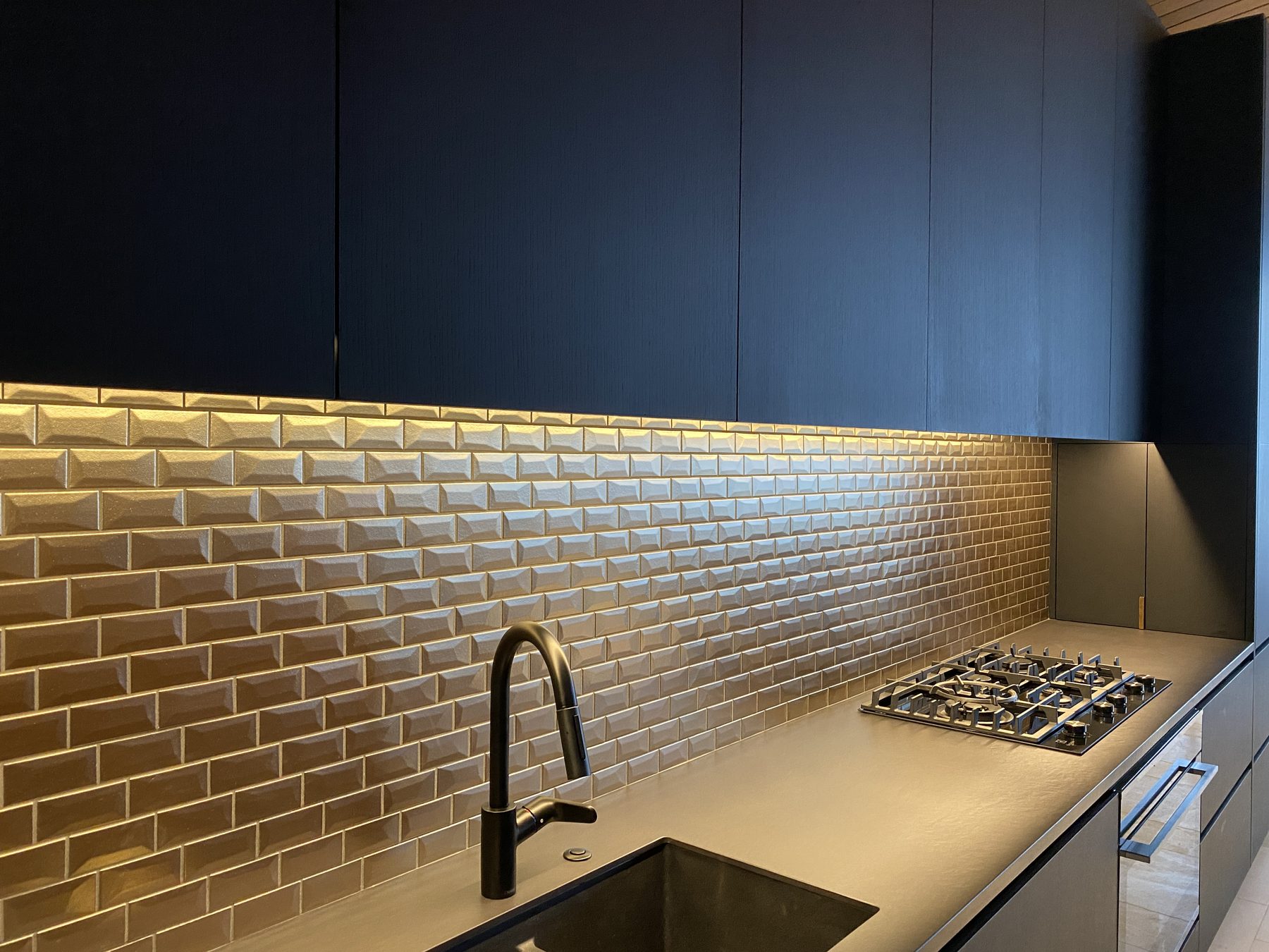 Bronze subway kitchen